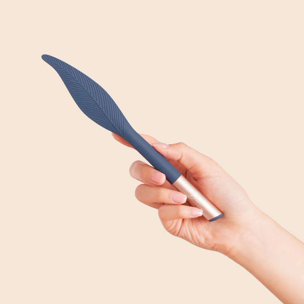 Deia Feather - Image 2