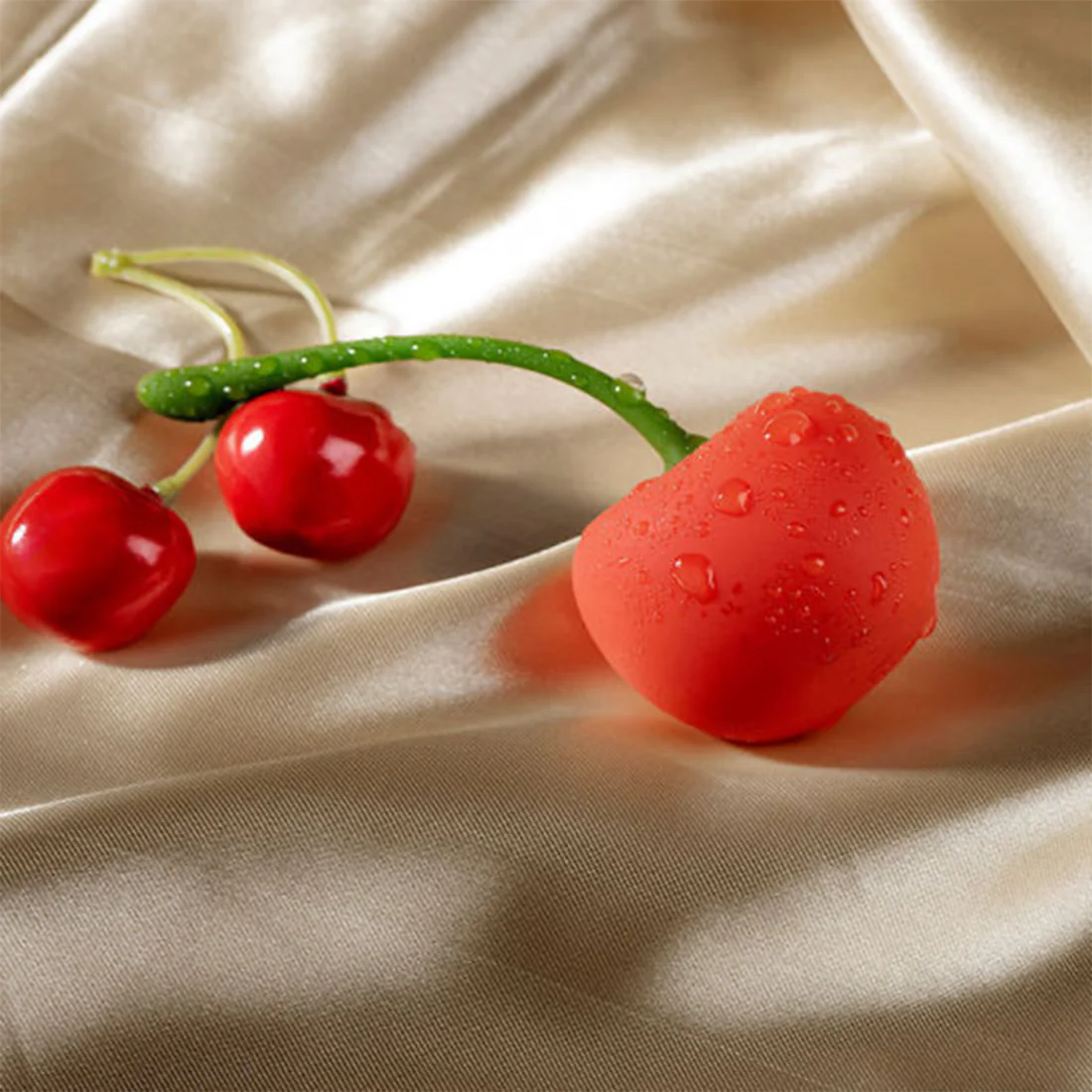 Emojibator Cherry - Image 3