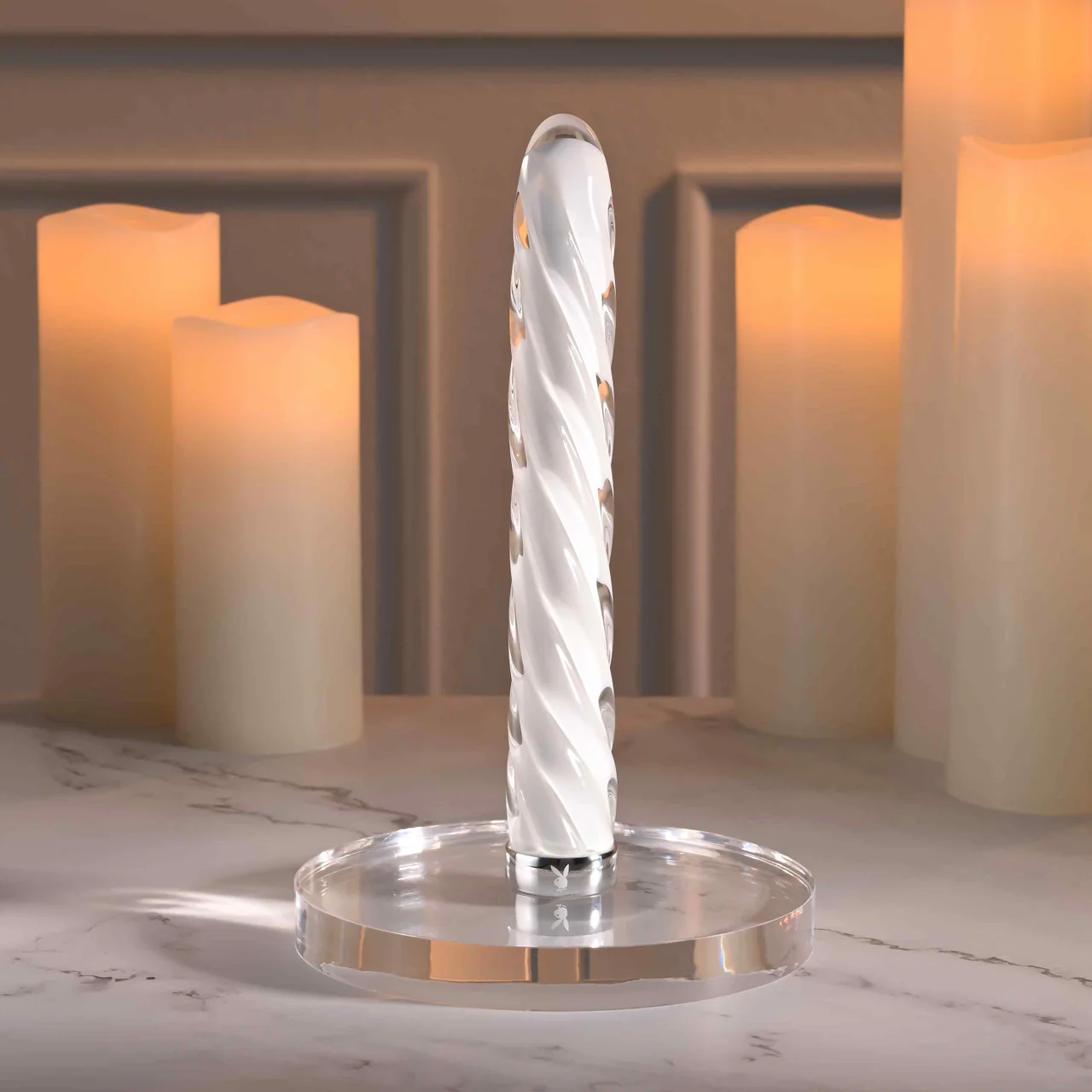Playboy In the Twist - Image 2