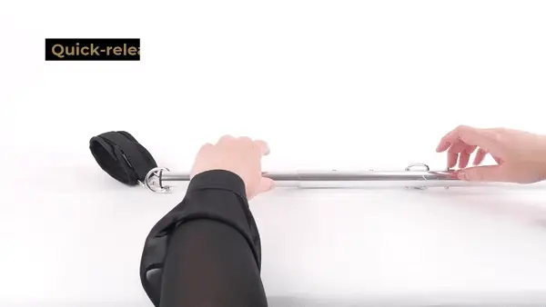 Sportsheets Expandable Spreader Bar & Cuff Set - Image 3